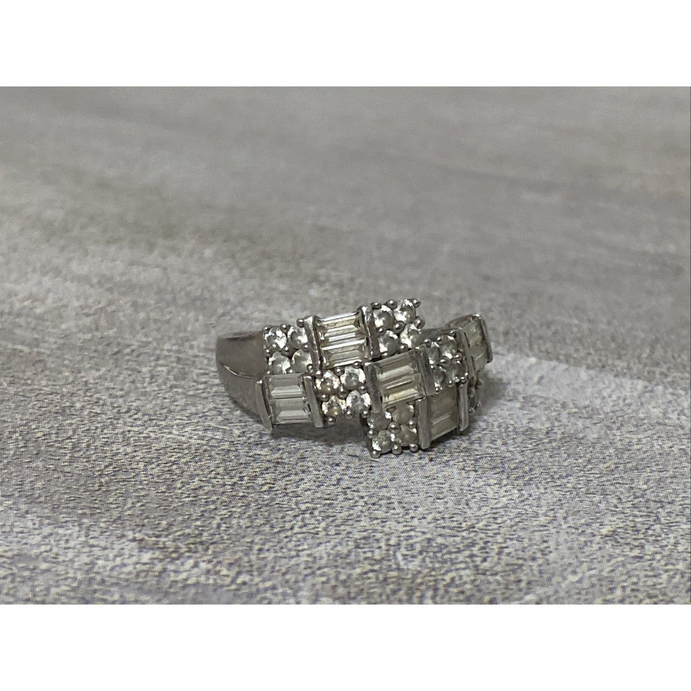 Sterling Silver 925 Art Deco Style Baguette & Round White CZ  Ring Size 9